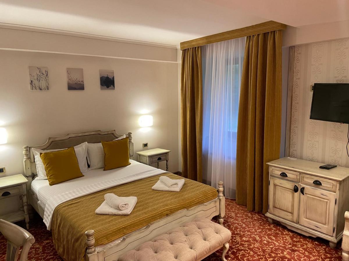 Grand Hotel&Restaurant باتشكا بالانكا المظهر الخارجي الصورة