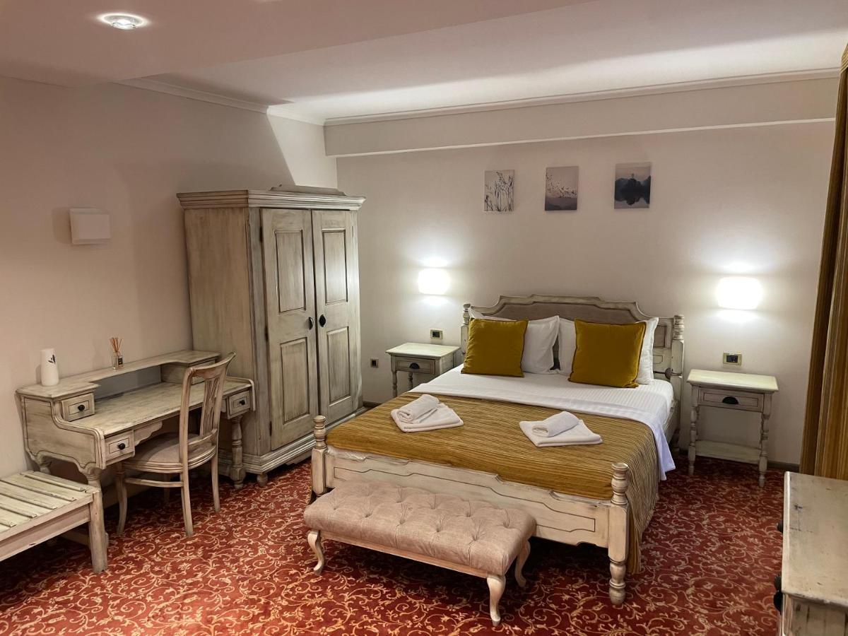 Grand Hotel&Restaurant باتشكا بالانكا المظهر الخارجي الصورة